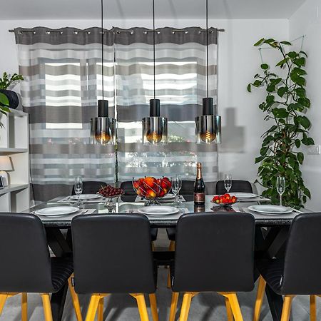 Luxury Villas White Sails Pinezići المظهر الخارجي الصورة
