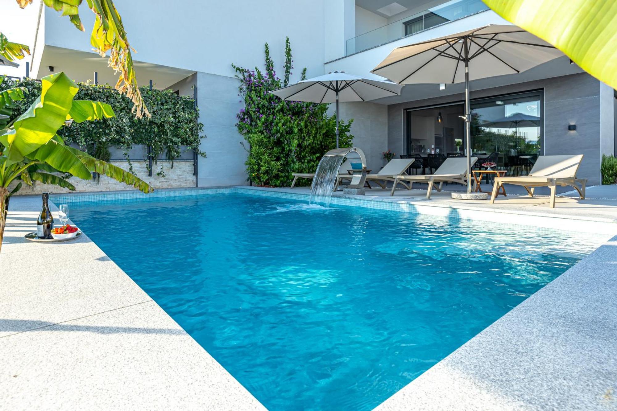 Luxury Villas White Sails Pinezići المظهر الخارجي الصورة
